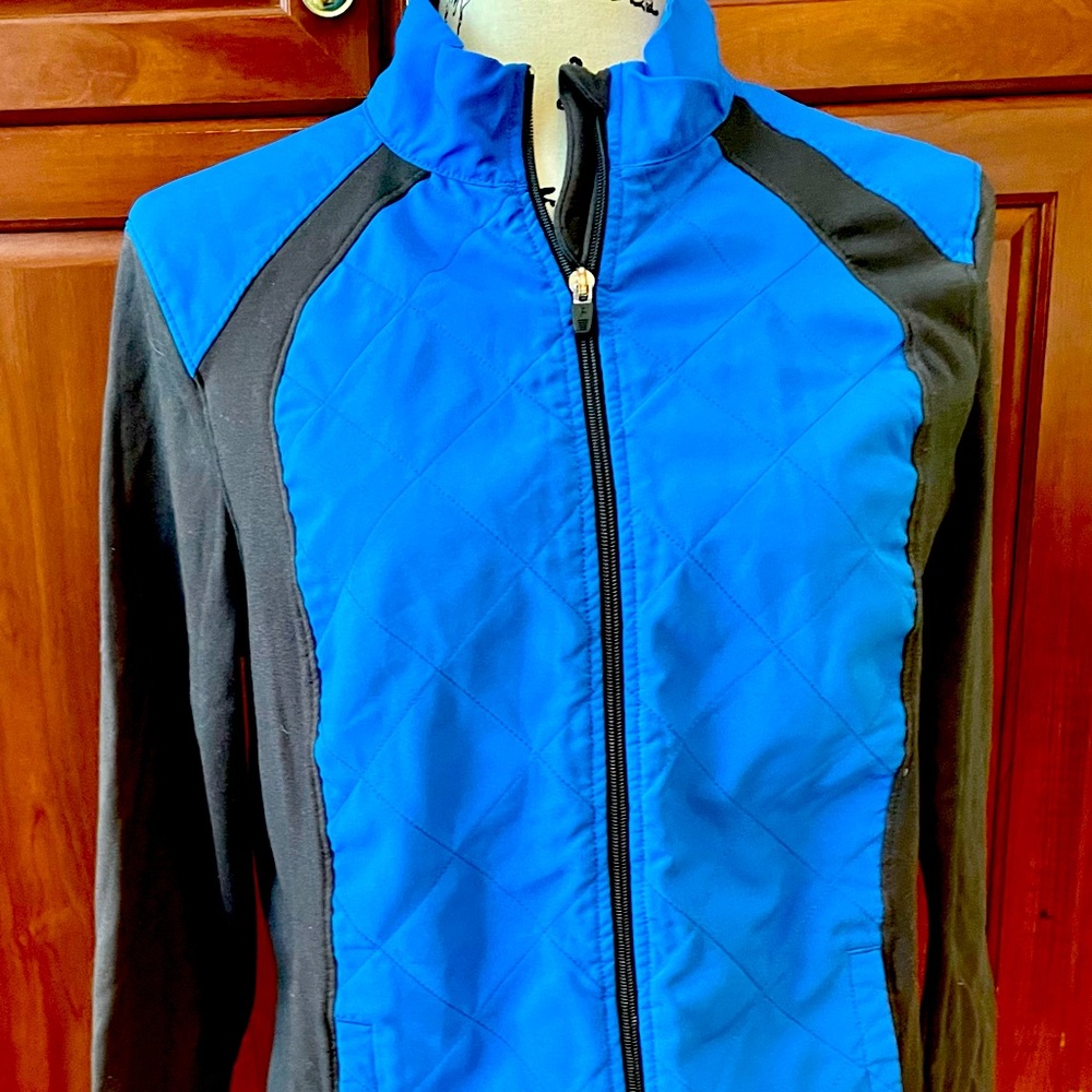 Light weight jacket